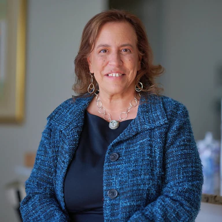 Lynne Levy